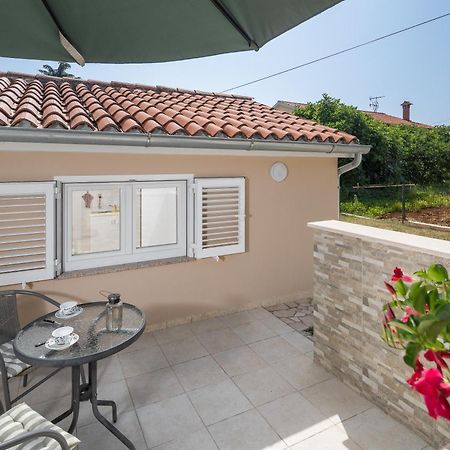 Guest House Ravnic Poreč Buitenkant foto